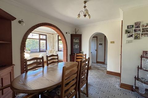 4 bedroom detached bungalow for sale, School Lane, Long Clawson