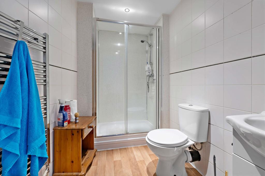 28 Bakers Court, Steam Mill Street, CH3 5 AD8