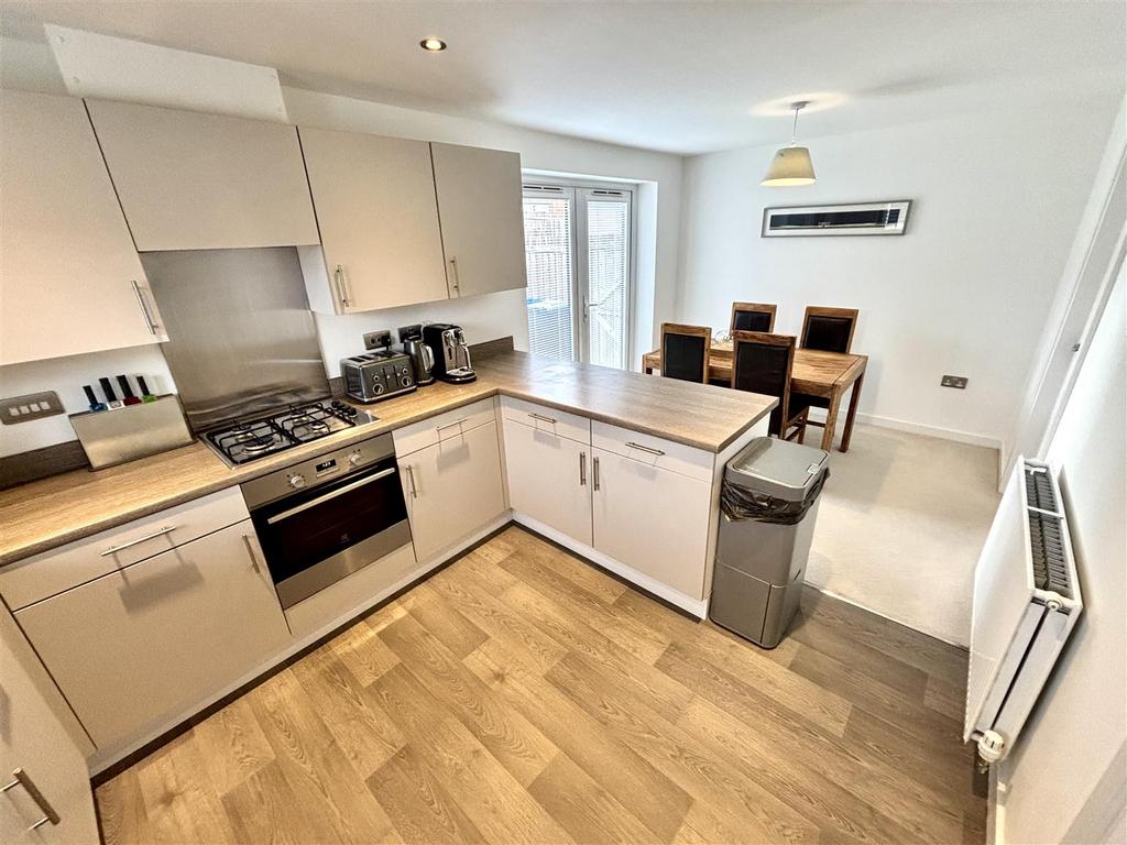 Open Plan Kitchen and Dining Room
