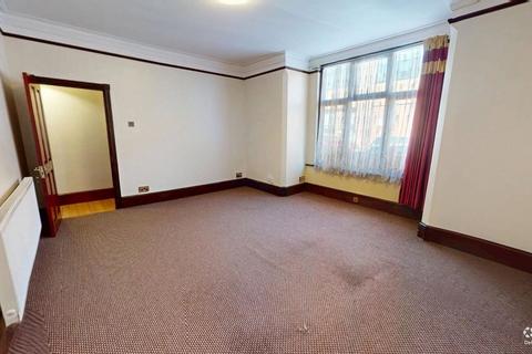 2 bedroom ground floor flat for sale, Fairview Road, London SW16