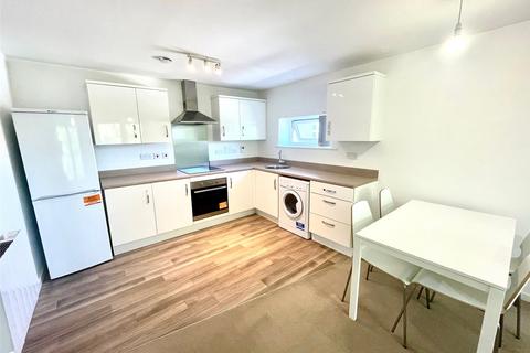 2 bedroom flat to rent, Spinner House, 1A Elmira Way, Salford, M5