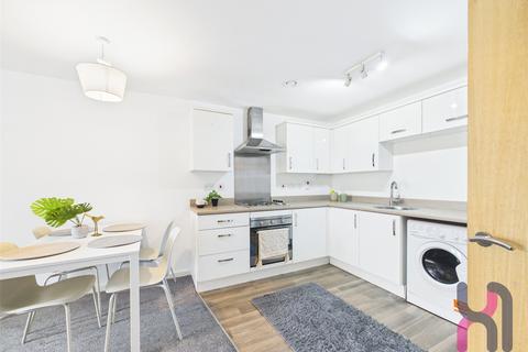 2 bedroom flat to rent, Spinner House, 1A Elmira Way, Salford, M5