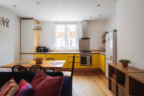 2 bedroom apartment for sale, Ritson Road, London E8