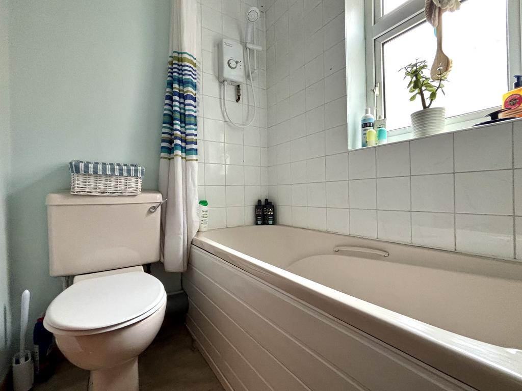 Upstairs Bathroom