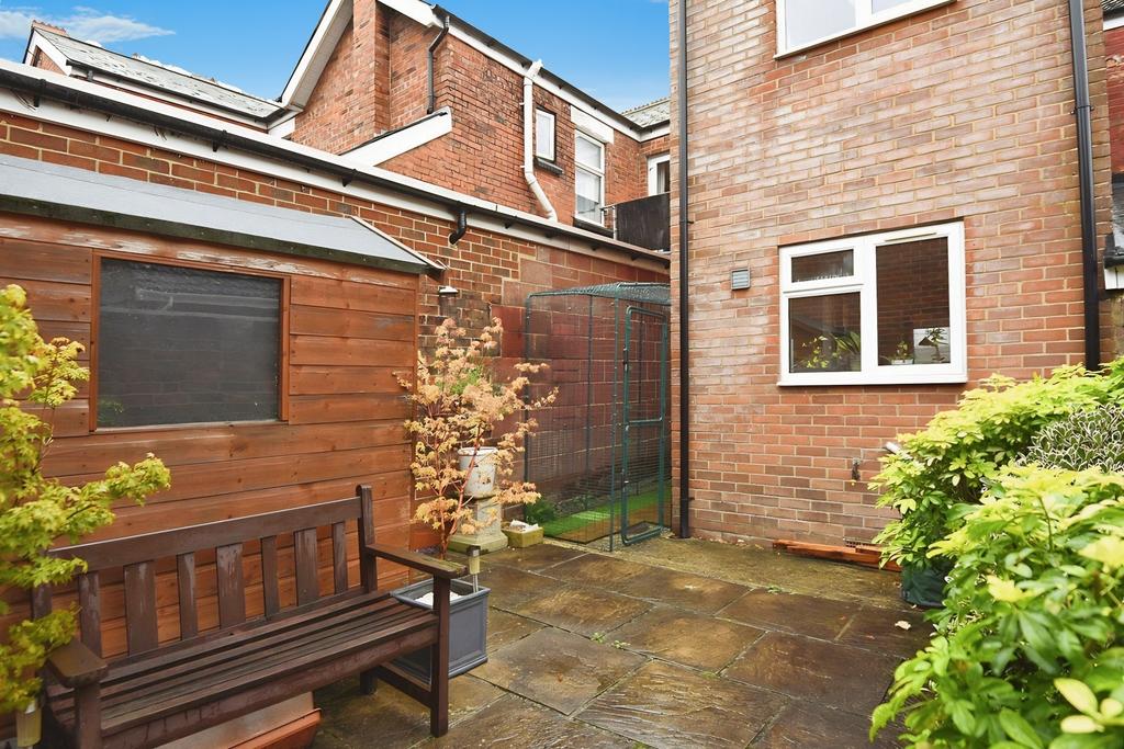 Courtyard Garden