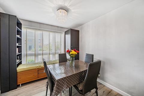 3 bedroom detached house for sale, Sapphire Road, Bishops Cleeve, Cheltenham