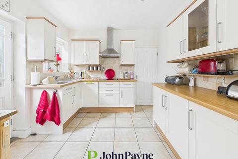 2 bedroom bungalow for sale, Alfriston Road, Finham, Coventry, CV3