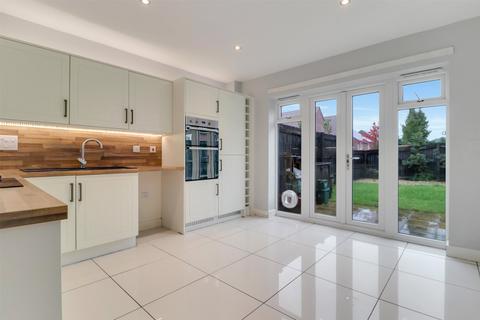 3 bedroom semi-detached house for sale, Birdwood Crescent, Bideford, Devon, EX39