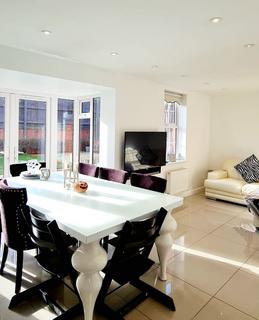 undefined, Heron Close, Higham Ferrers, Rushden