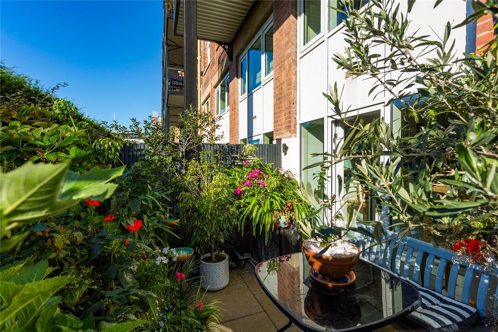 Patio/Terrace