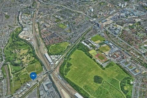 Land to rent, 96 Scrubs Ln London NW10 6QU