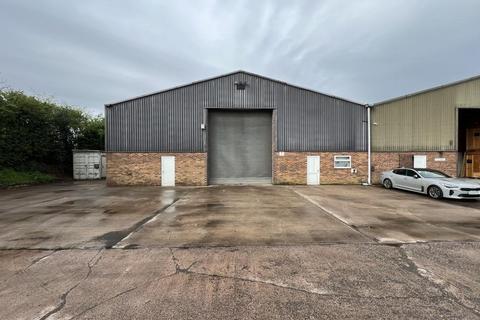 Warehouse to rent, 5 New Rd Hixon ST18 0PJ