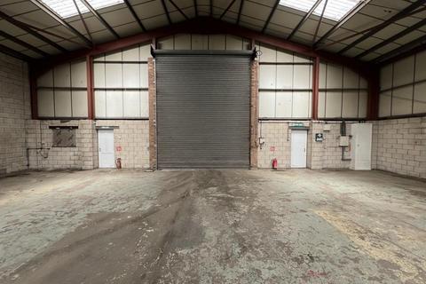 Warehouse to rent, 5 New Rd Hixon ST18 0PJ