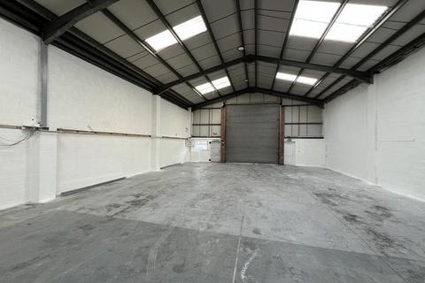 Warehouse to rent, 5 New Rd Hixon ST18 0PJ