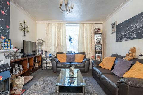 2 bedroom end of terrace house for sale, Griffin Road, Hull HU9