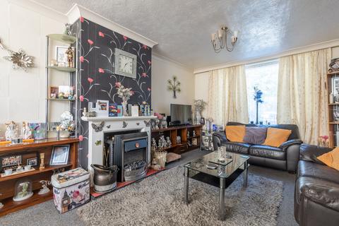 2 bedroom end of terrace house for sale, Griffin Road, Hull HU9