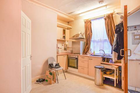 3 bedroom terraced house for sale, Recreation Crescent, Leeds LS11