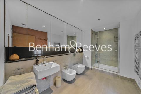 3 bedroom apartment to rent, Lensbury Avenue, Fulham SW6