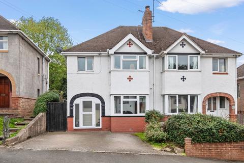 16 Ronkswood Hill, Worcester. WR4 9EP