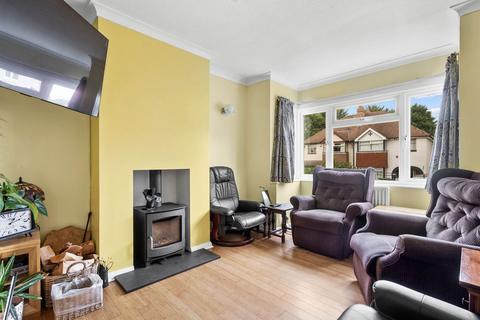 3 bedroom semi-detached house for sale, 16 Ronkswood Hill, Worcester.  WR4 9EP