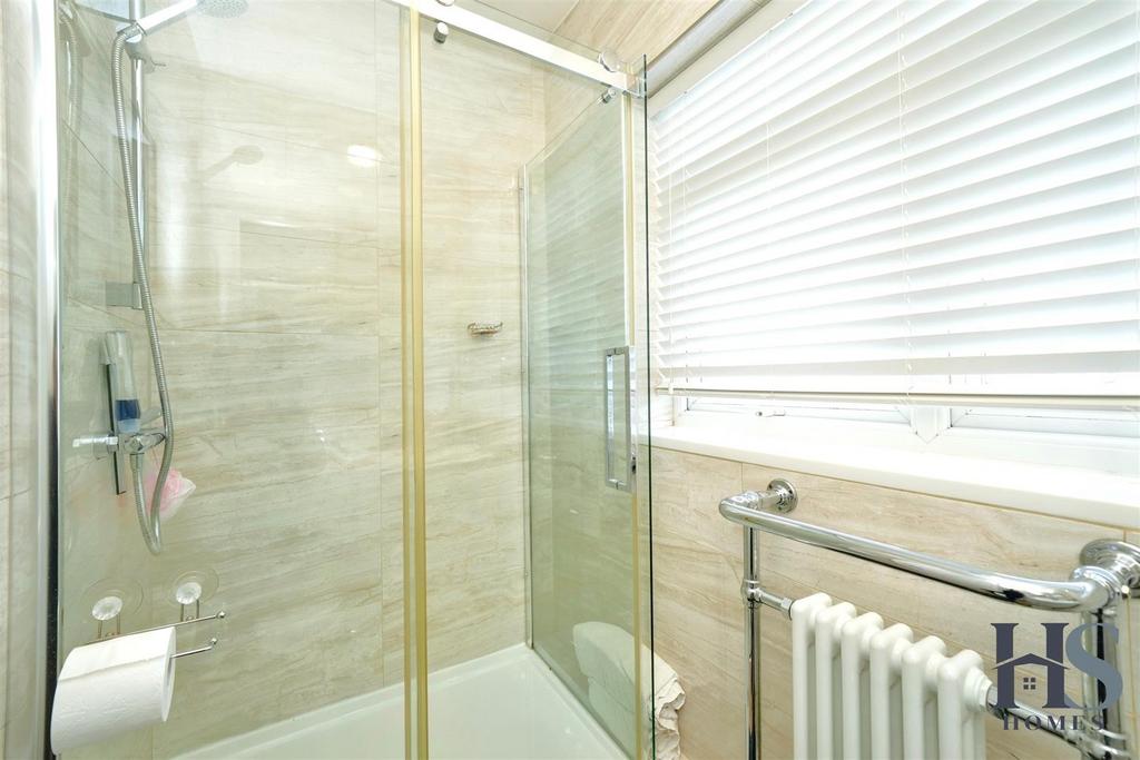 SHOWER1.jpg