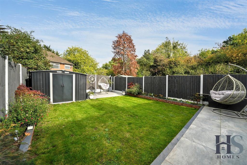 GARDEN2.jpg