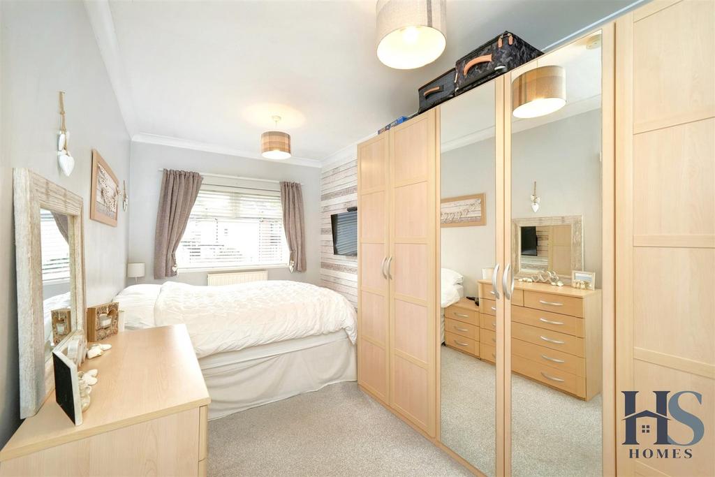 BED4.jpg
