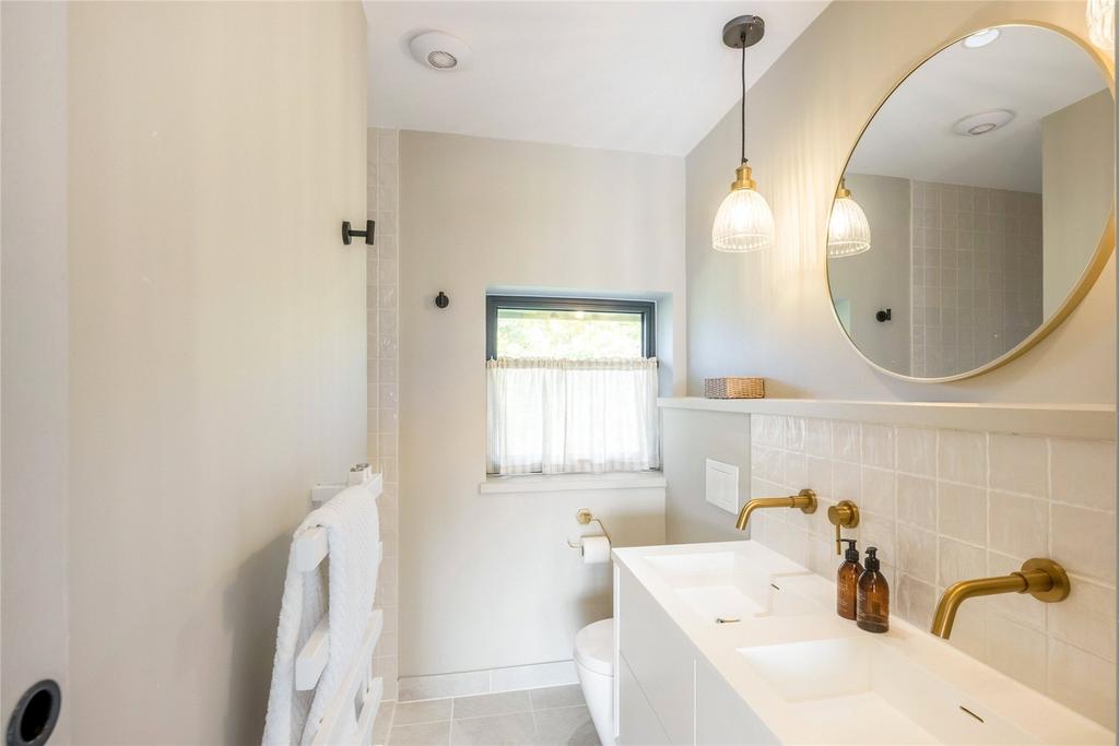 En Suite Shower Room