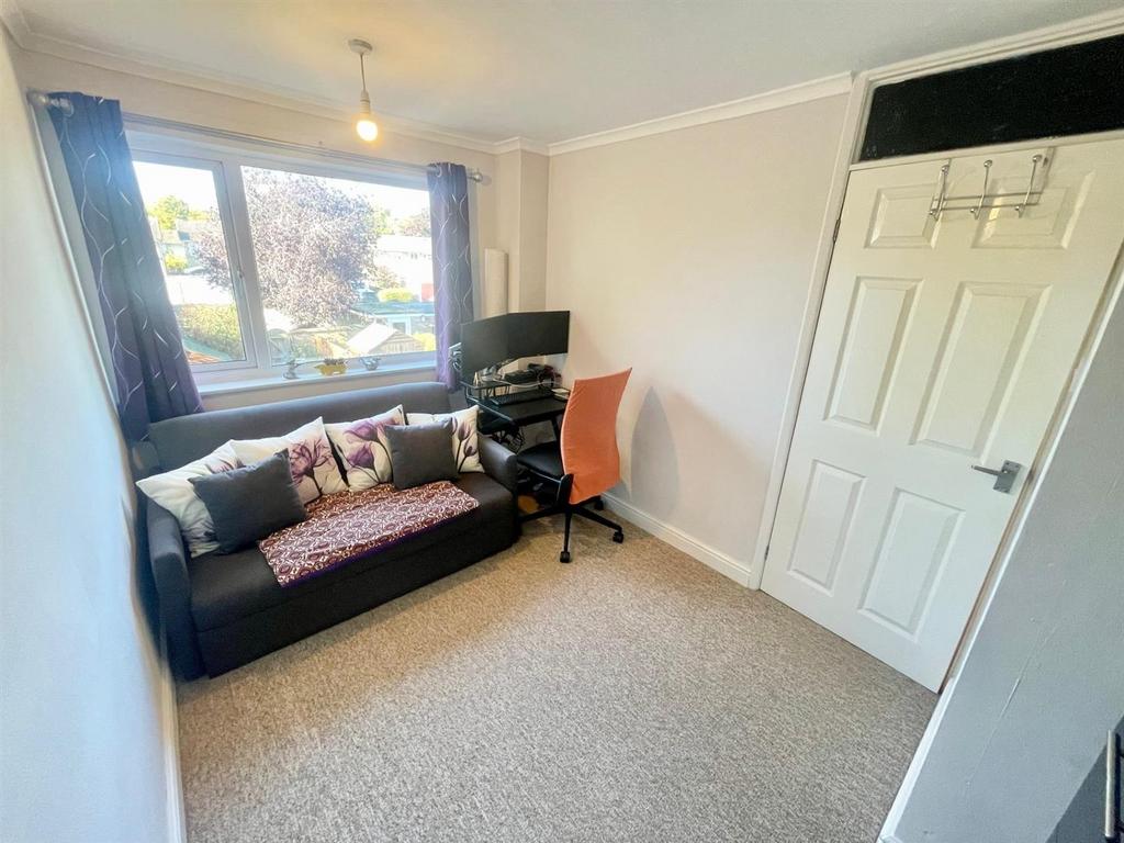 Bedroom 2.1.jpg