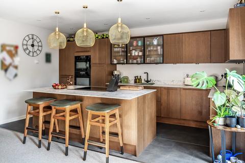 3 bedroom terraced house for sale, Bessels Way, Sevenoaks, Kent