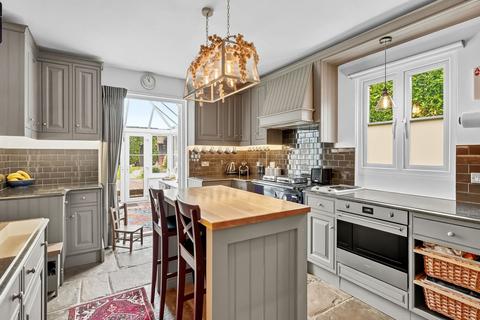 3 bedroom semi-detached house for sale, Worcester Road, Sutton, SM2