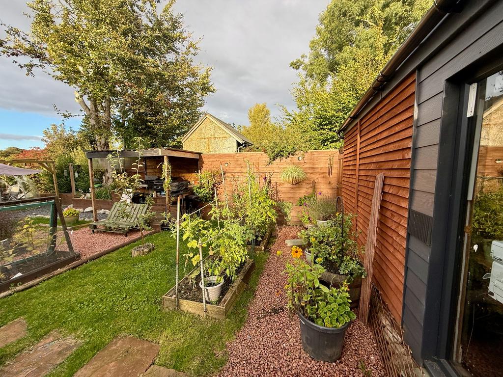 Apple Cottage, Silver Street, Creetown - Williamso