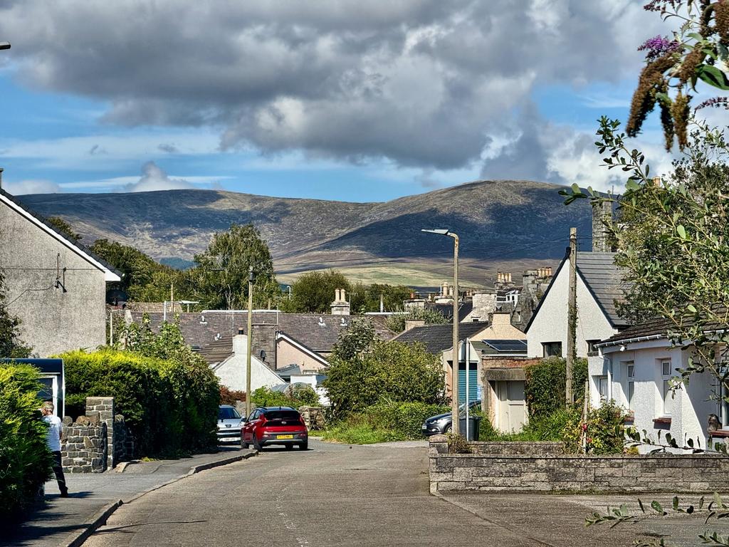Apple Cottage, Silver Street, Creetown - Williamso