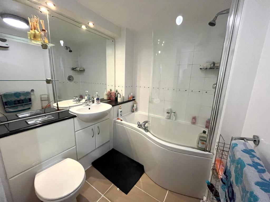 Main Bathroom