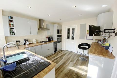 undefined, Old Barn Close, Hightown, Ringwood