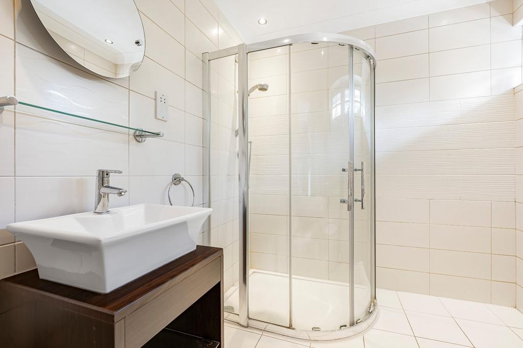 En-Suite To Guest