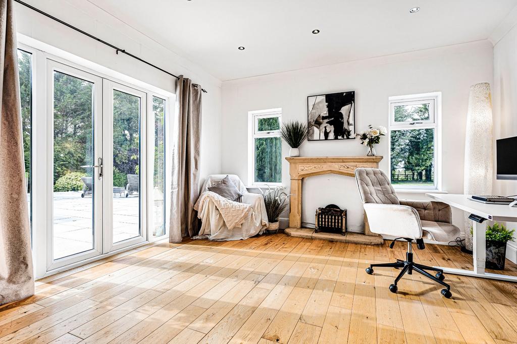 Sitting Room/Study
