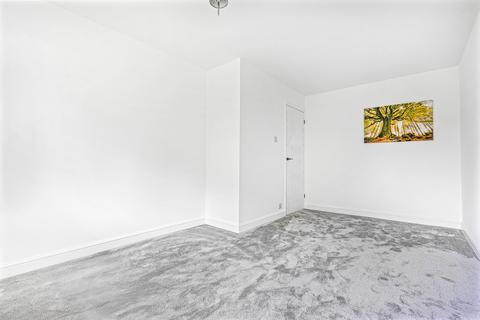 1 bedroom apartment for sale, Wendover Road, Staines-upon-Thames, TW18