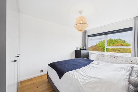 1 bedroom flat for sale, High Gables, Bromley BR2