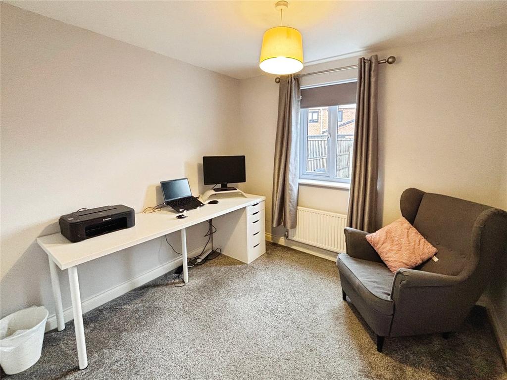 Bedroom 3 / Office