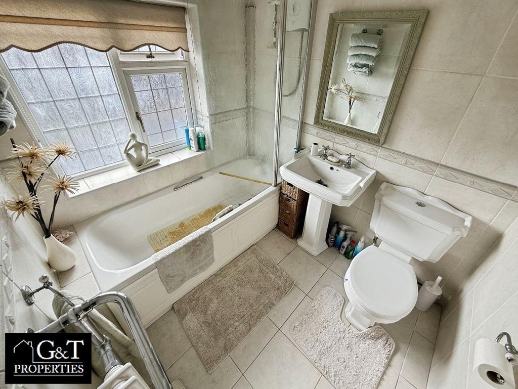 Family bathroom