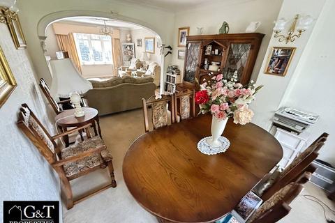 3 bedroom detached house for sale, Dingle View, Dudley