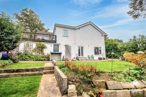4 bedroom detached house for sale, Gainsborough Road, Ashley Heath BH24
