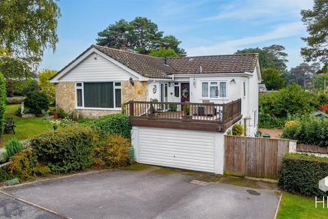 4 bedroom detached house for sale, Gainsborough Road, Ashley Heath BH24