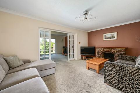 3 bedroom detached house for sale, Brambledown, Surrey TW18