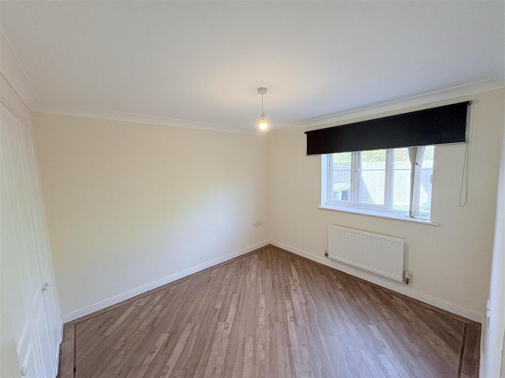 MASTER ROOM .jpg