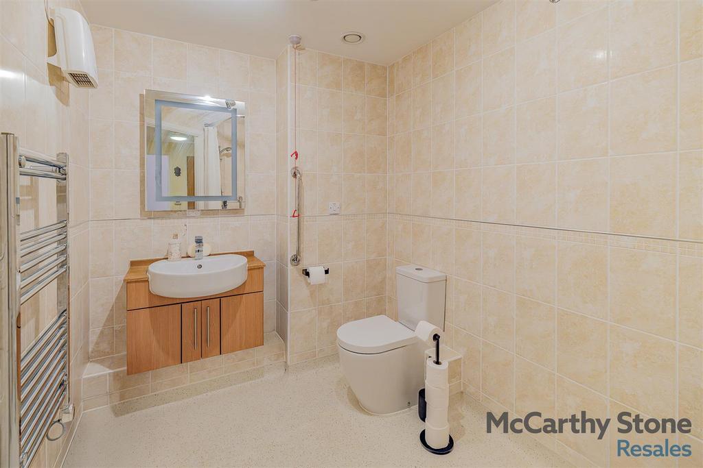 8664611-interior11.jpg
