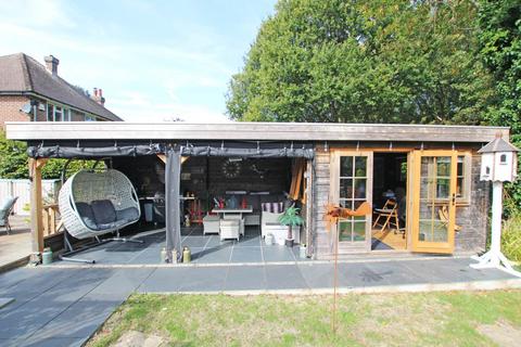 undefined, Kings Drive, Eastbourne, BN21 2YB