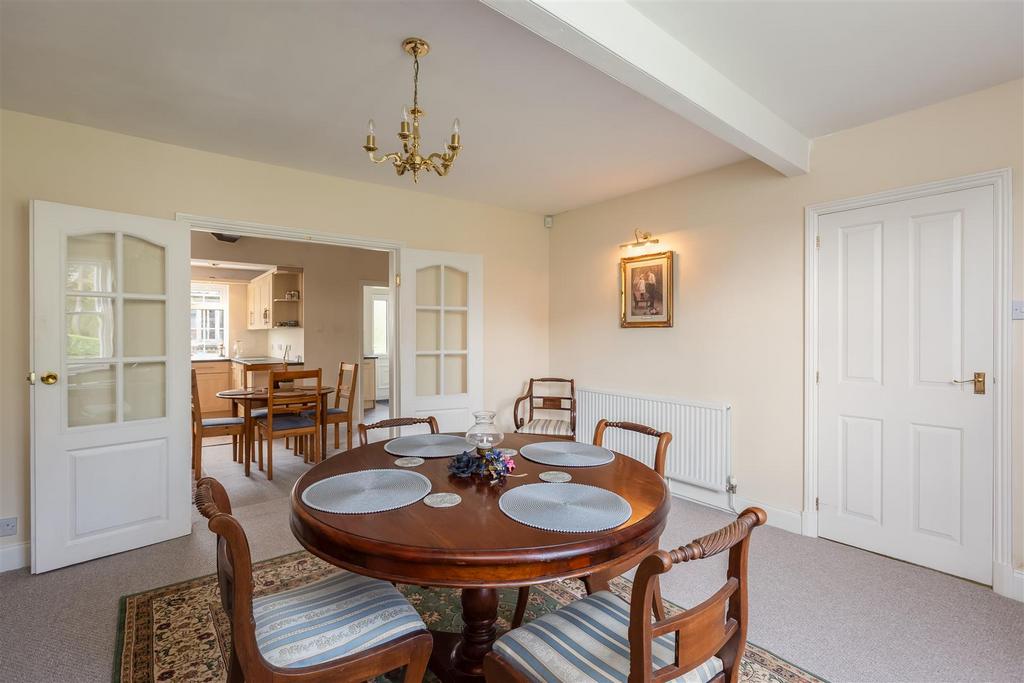 Rose Garth Dining Room-3.JPG