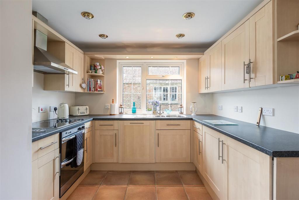 Rose Garth Kitchen Breakfast Room-2.JPG